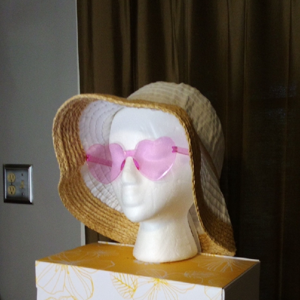 Scala Straw &White Hat with Adjustable Tie Band Inside